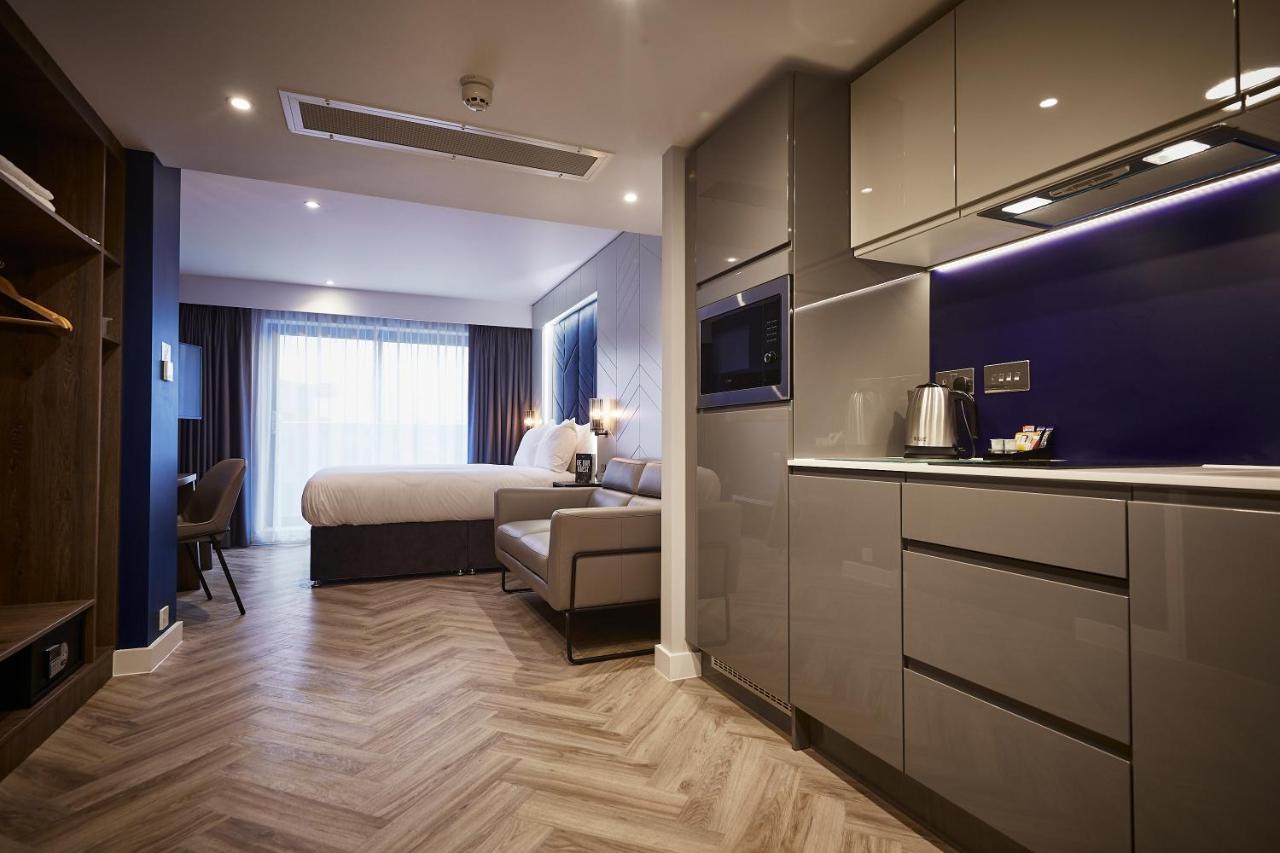 Roomzzz York City Extérieur photo