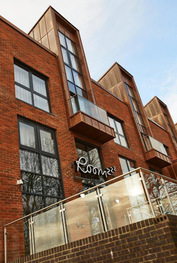Roomzzz York City Extérieur photo