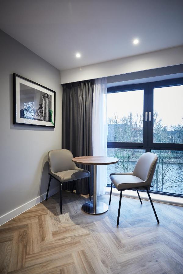 Roomzzz York City Extérieur photo