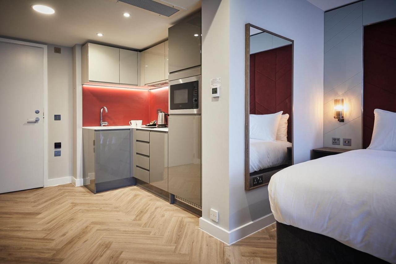 Roomzzz York City Extérieur photo